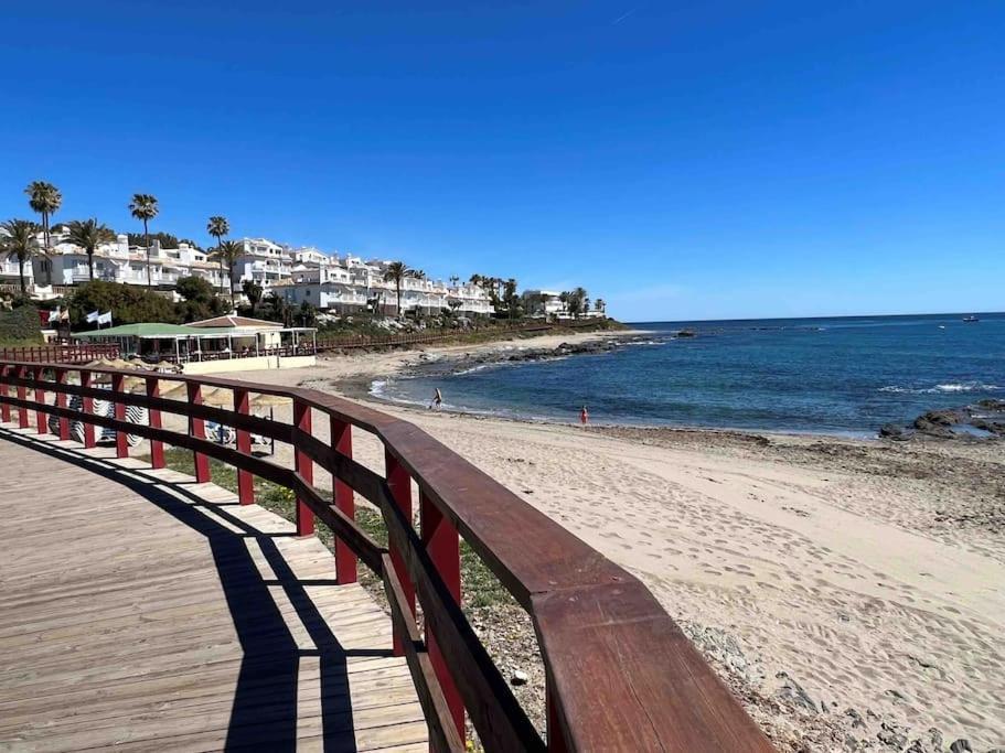 Modern, Spacious 3 Bedroom With Sea View Apartment Málaga